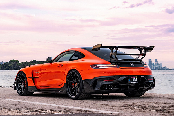 Фото дисков Strasse Wheels SV5 Deep Concave FS Черный сатин на Mercedes-Benz AMG GT I