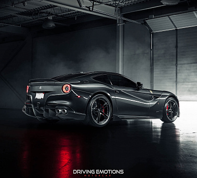 Фото дисков HRE S207 на Ferrari F12