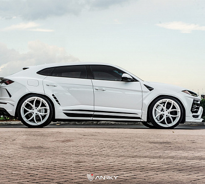 Фото дисков Anrky S2-X0 на Lamborghini Urus