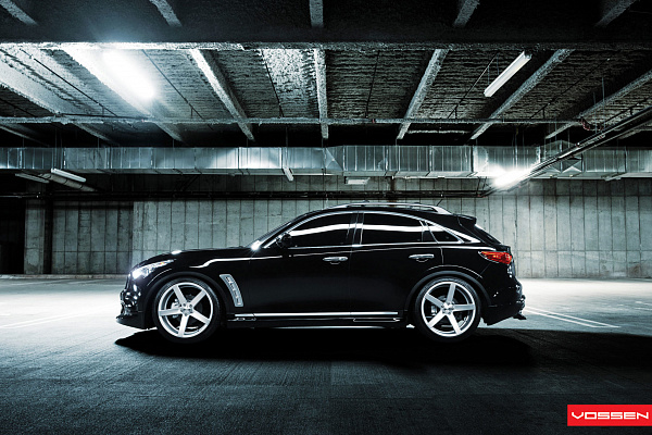 Фото дисков Vossen CV3 Серебро на Infiniti FX II