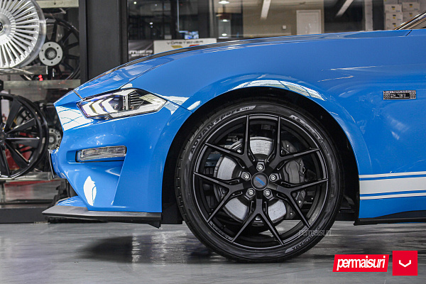 Фото дисков Vossen HF-5 Черный сатин на Ford Mustang VI