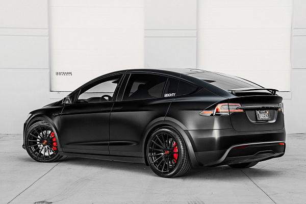 Tesla Model X Plaid