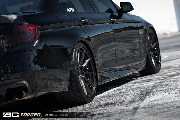Фото дисков BC Forged HCS04 Глянцевый темный лак на BMW 5/M5 (F10)