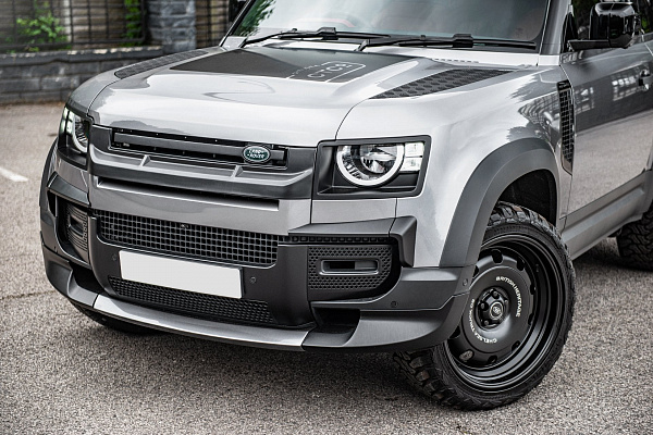 Фото дисков Kahn British Heritage RS Черный сатин на Land Rover Defender II