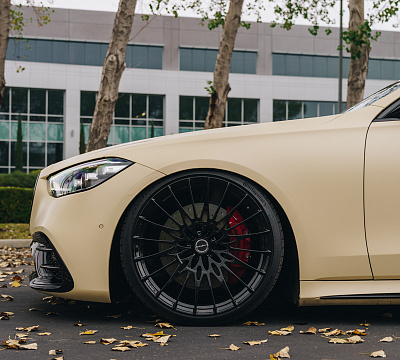Фото дисков Brixton Forged HS1 на Mercedes-Benz S-Class (W223)