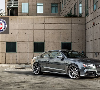 Фото дисков HRE P101 на Audi A/S/RS 5 (8T)