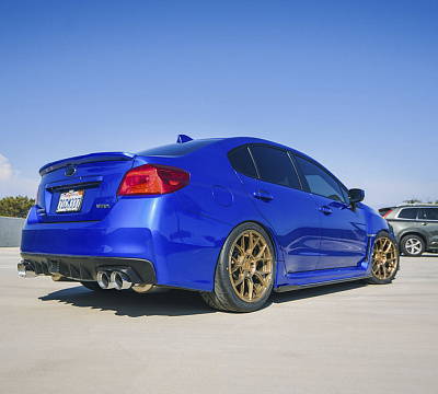 Фото дисков Motegi Racing MR147 CM7 на Subaru WRX VA