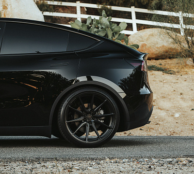 Фото дисков Vossen HF-3 на Tesla Model Y