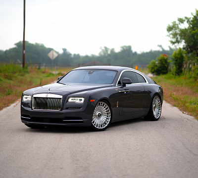 Фото дисков Brixton Forged LX07 на Rolls-Royce Wraith