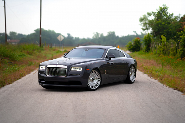Фото дисков Brixton Forged LX07 Алмазная проточка на Rolls-Royce Wraith