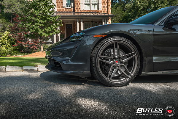 Фото дисков Vossen EVO-1 Глянцевый темный лак на Porsche Taycan I