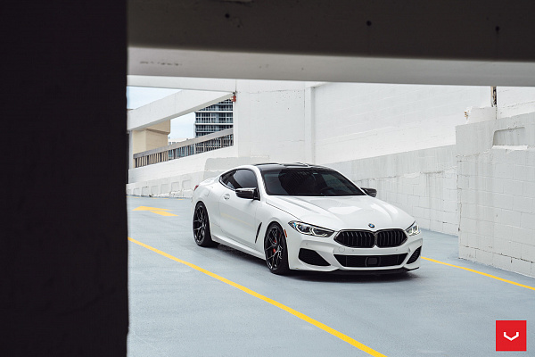 Фото дисков Vossen HF-5 Черный глянец на BMW 8/M8