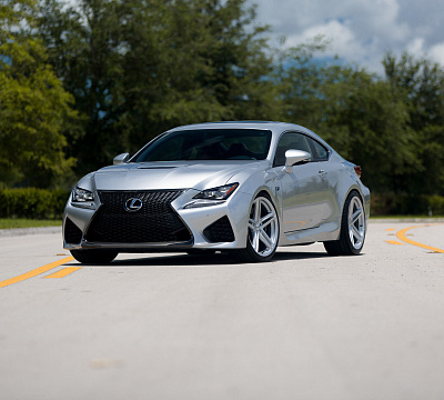 Фото дисков Vossen VFS-5 на Lexus RC