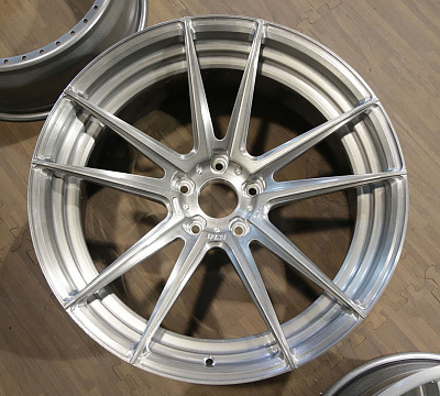 ADV.1 ADV5.2 M.V2 SL