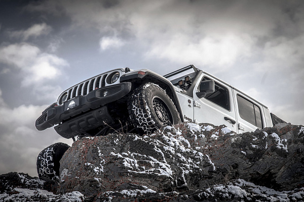 Фото дисков Black Rhino ARSENAL  на Jeep Gladiator II (JT)