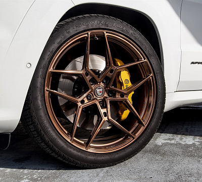 Фото дисков Anrky S1-X4 на Jeep Grand Cherokee IV