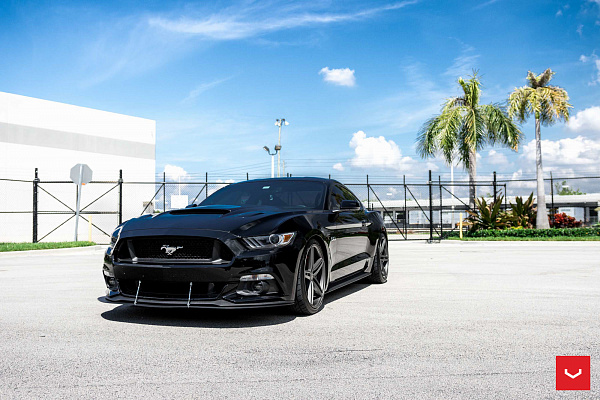 Фото дисков Vossen CV5 Сатиновый графит на Ford Mustang VI