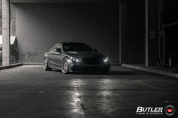 Фото дисков Vossen S17-04 Глянцевый темный лак на Mercedes-Benz C-Class (W205)