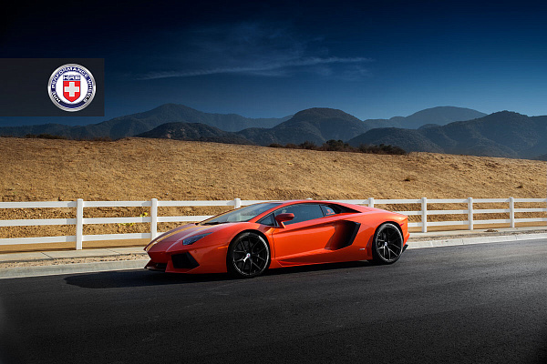 Фото дисков HRE P101 Черный сатин на Lamborghini Aventador