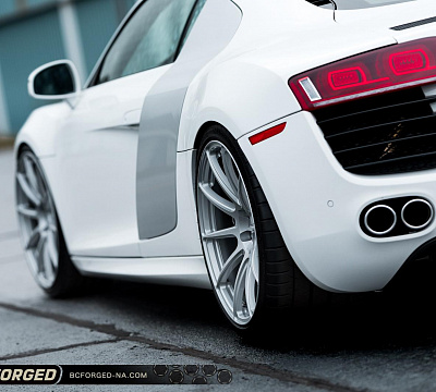 Фото дисков BC Forged RZ10 на Audi R8 (Typ 42)