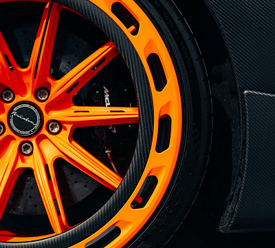 Фото дисков Brixton Forged FDE11 Aerotech на McLaren 600