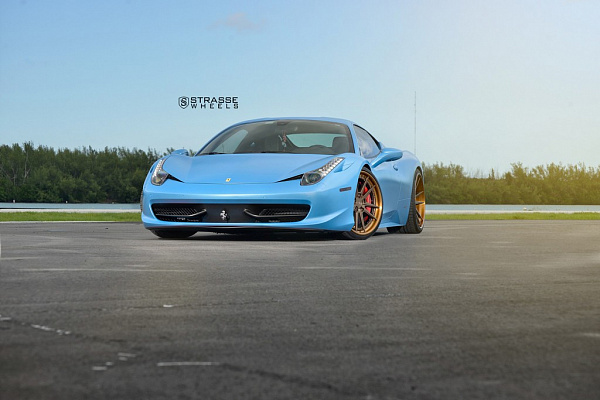 Фото дисков Strasse Wheels SV1 Deep Concave FS Сатиновая темная бронза на Ferrari 458