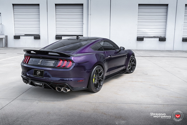 Фото дисков Vossen EVO-3R Черный глянец на Ford Mustang VI
