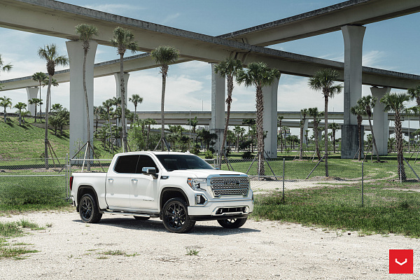 Фото дисков Vossen HF6-4 Черный глянец на GMC Sierra IV