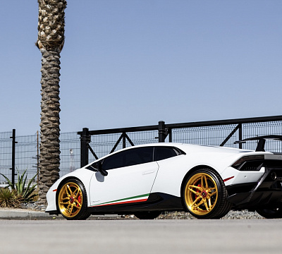 Фото дисков Savini SV82 на Lamborghini Huracan