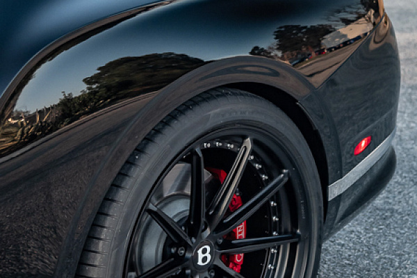 Фото дисков Brixton Forged R11-R Черный сатин на Bentley Continental GT III