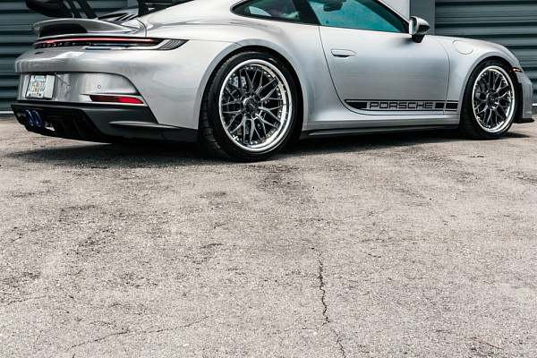 Фото дисков Anrky RS1 Глянцевый графит на Porsche 911 VIII