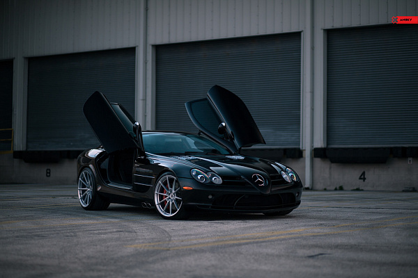 Фото дисков Anrky AN18 Сатиновый лак на Mercedes-Benz SLR McLaren
