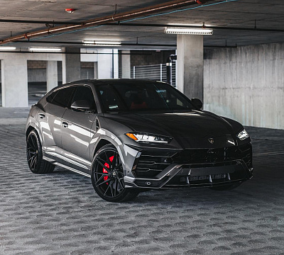Фото дисков Brixton Forged PF8 на Lamborghini Urus