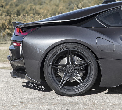 Фото дисков Strasse Wheels SV2 Deep Concave Duoblock на BMW i8
