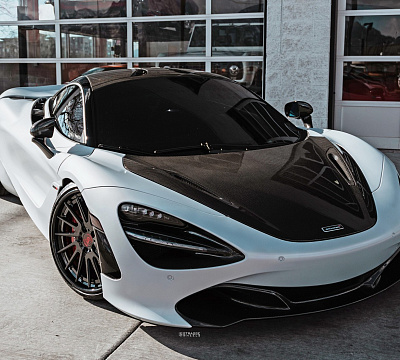 Фото дисков Strasse Wheels SV15T Deep Concave FS на McLaren 720S