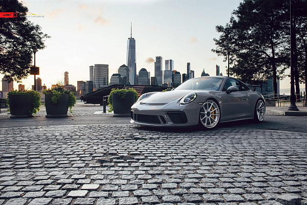 Фото дисков Anrky AN38 Глянцевый лак на Porsche 911 VII