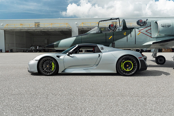 Фото дисков Anrky AN20 Aerosport Глянцевый темный лак на Porsche 918 Spyder