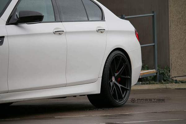 Фото дисков HRE P101 Черный сатин на BMW 5/M5 (F10)