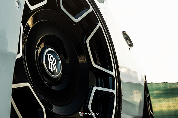 Фото дисков Anrky RF-277 Алмазная проточка на Rolls-Royce Phantom