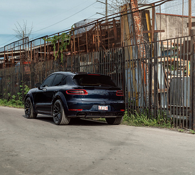 Фото дисков Vossen HF-2 на Porsche Macan I