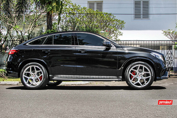Фото дисков Vossen CG-205 Полированный лак на Mercedes-Benz GLE I