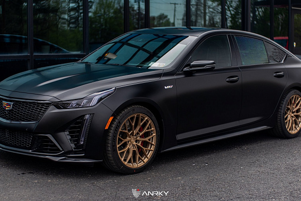 Фото дисков Anrky AN10 Сатиновое темное золото на Cadillac CT5