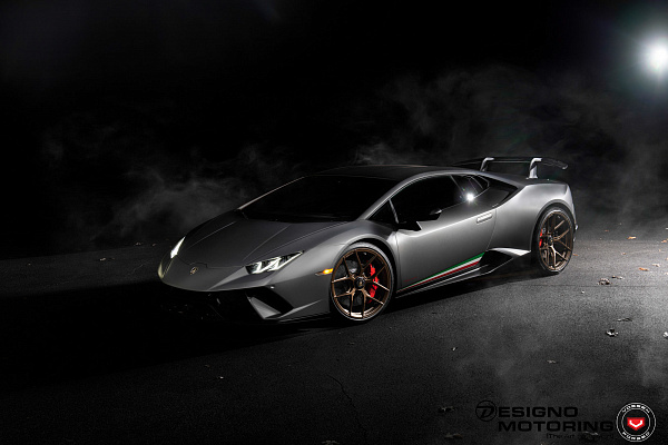 Фото дисков Vossen S21-01 Сатиновая бронза на Lamborghini Huracan