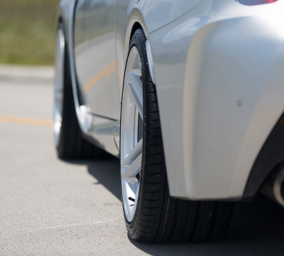 Фото дисков Vossen VFS-5 на Lexus RC