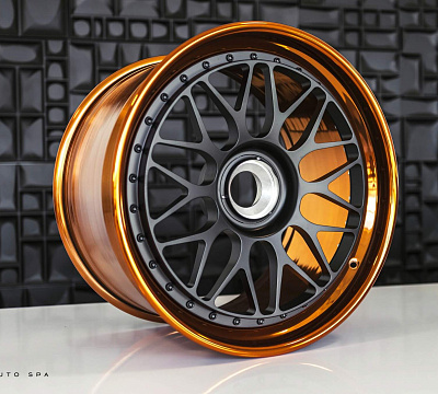 Фото дисков HRE 300 на Porsche 911 VII