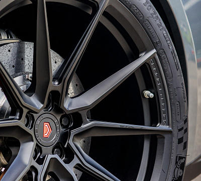Фото дисков Vossen EVO-2 на Ferrari GTC4Lusso