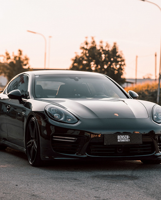 Фото дисков HF-1 Алмазная проточка на Porsche Panamera I