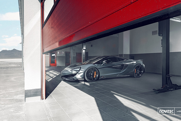 Фото дисков NOVITEC MC3 Черный глянец на McLaren 600