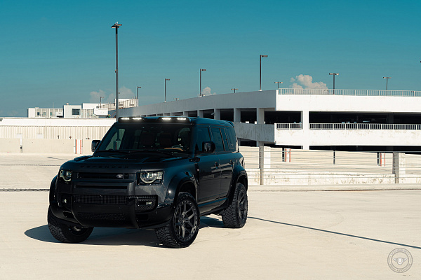 Фото дисков Vossen UV-X Матовый графит на Land Rover Defender II