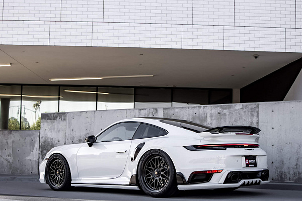 Фото дисков HRE 300 Черный сатин на Porsche 911 VIII